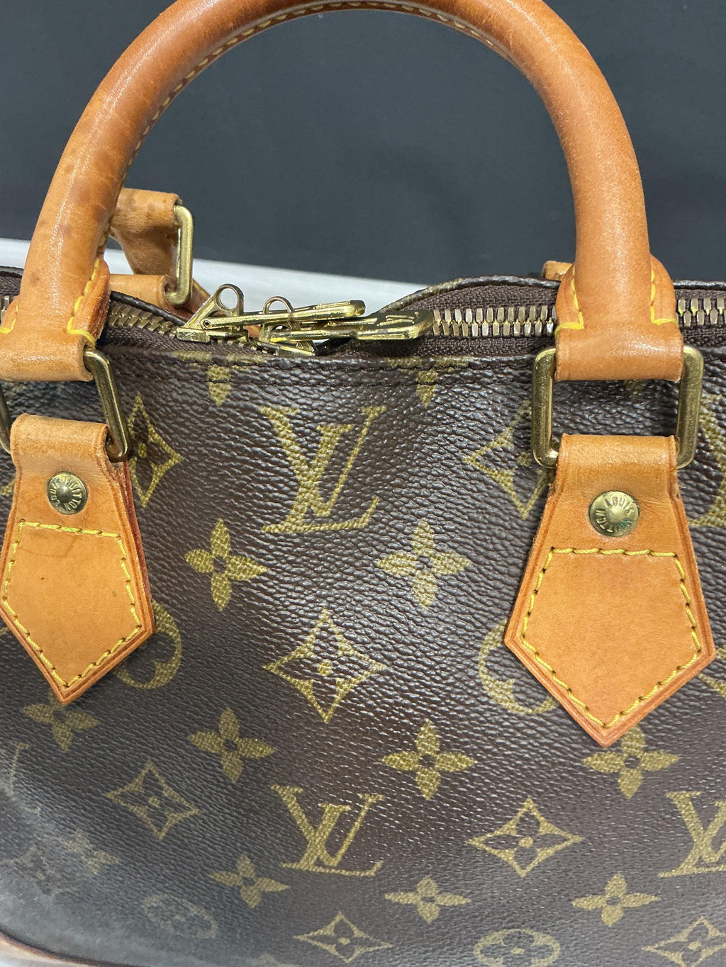 Borsa Alma Louis Vuitton [Preloved]