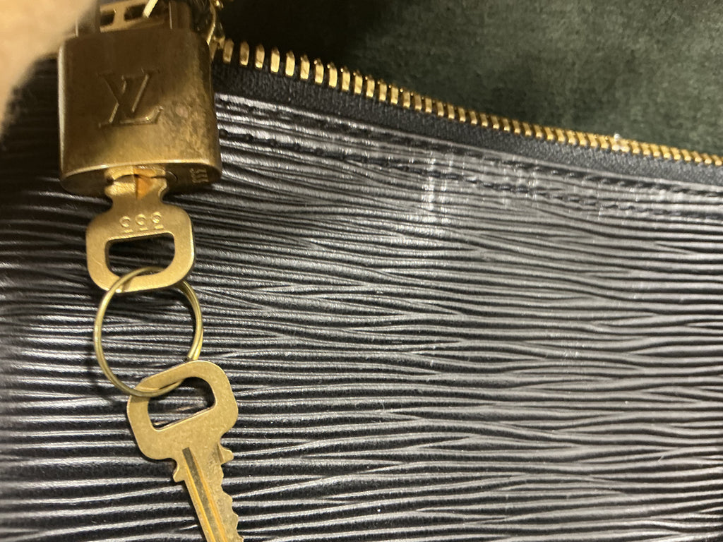 Borsa da Viaggio Louis Vuitton Keepall 50 Nera Epi Leather [Preloved]