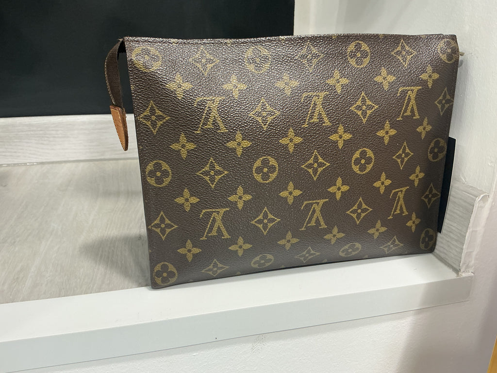 Pochette Monogram Louis Vuitton [Preloved]