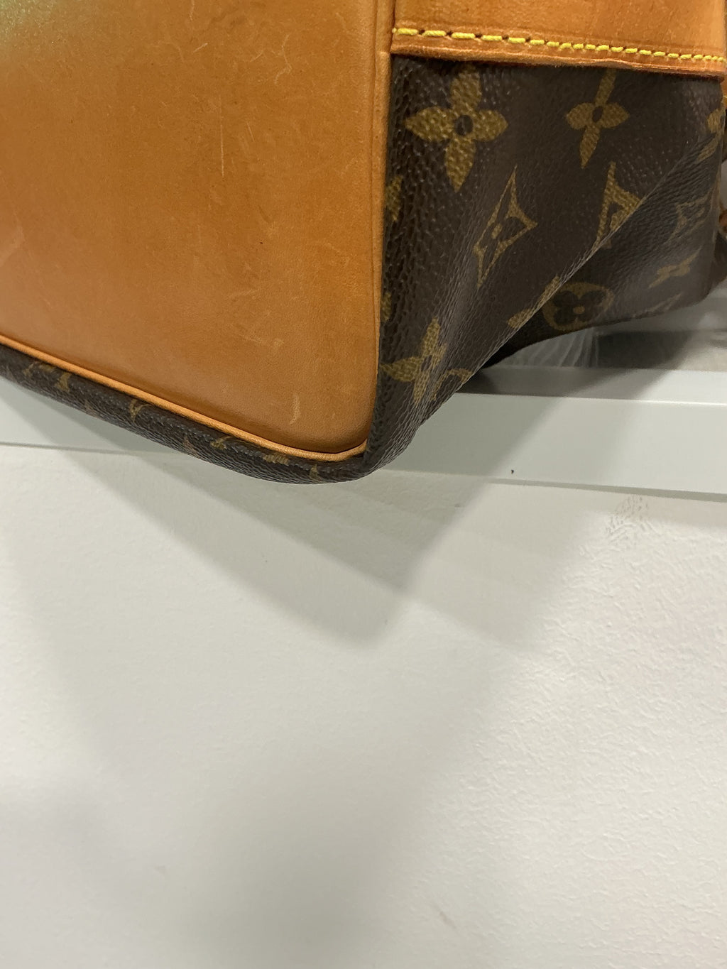 Borsa Louis Vuitton Petit Noé Monogram [Preloved]