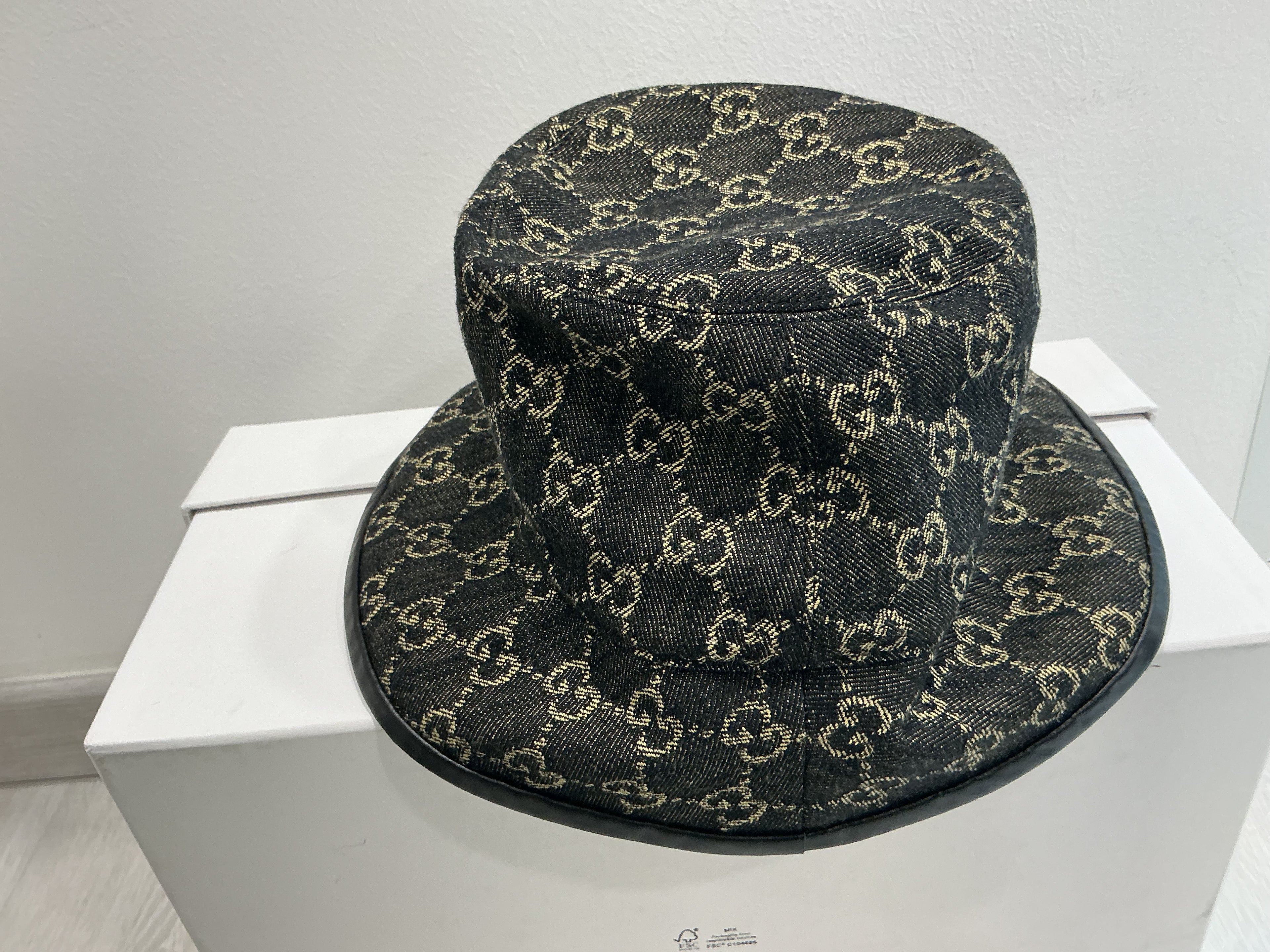 Cappello Gucci GG Monogram