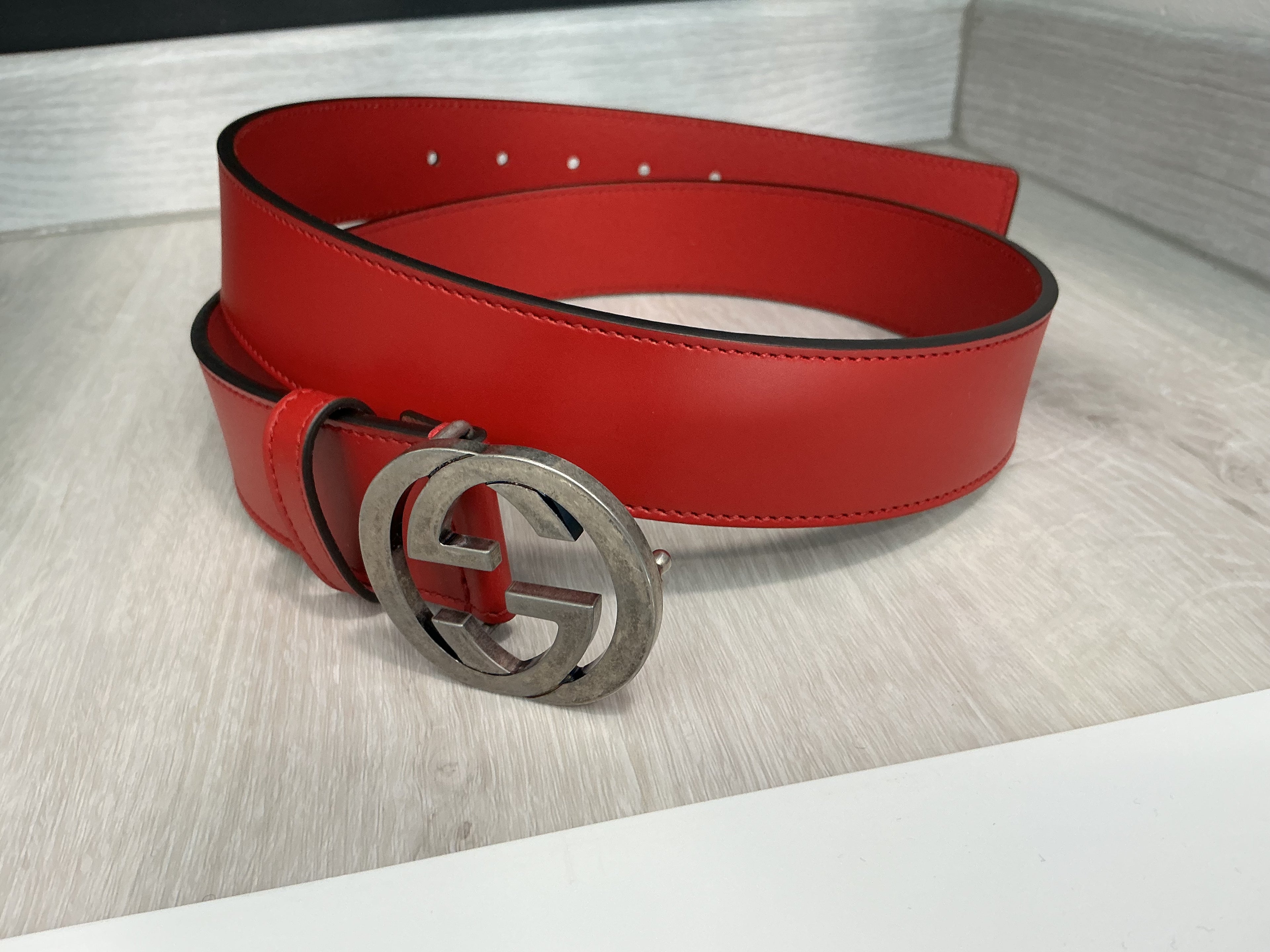Cintura Gucci rossa in pelle