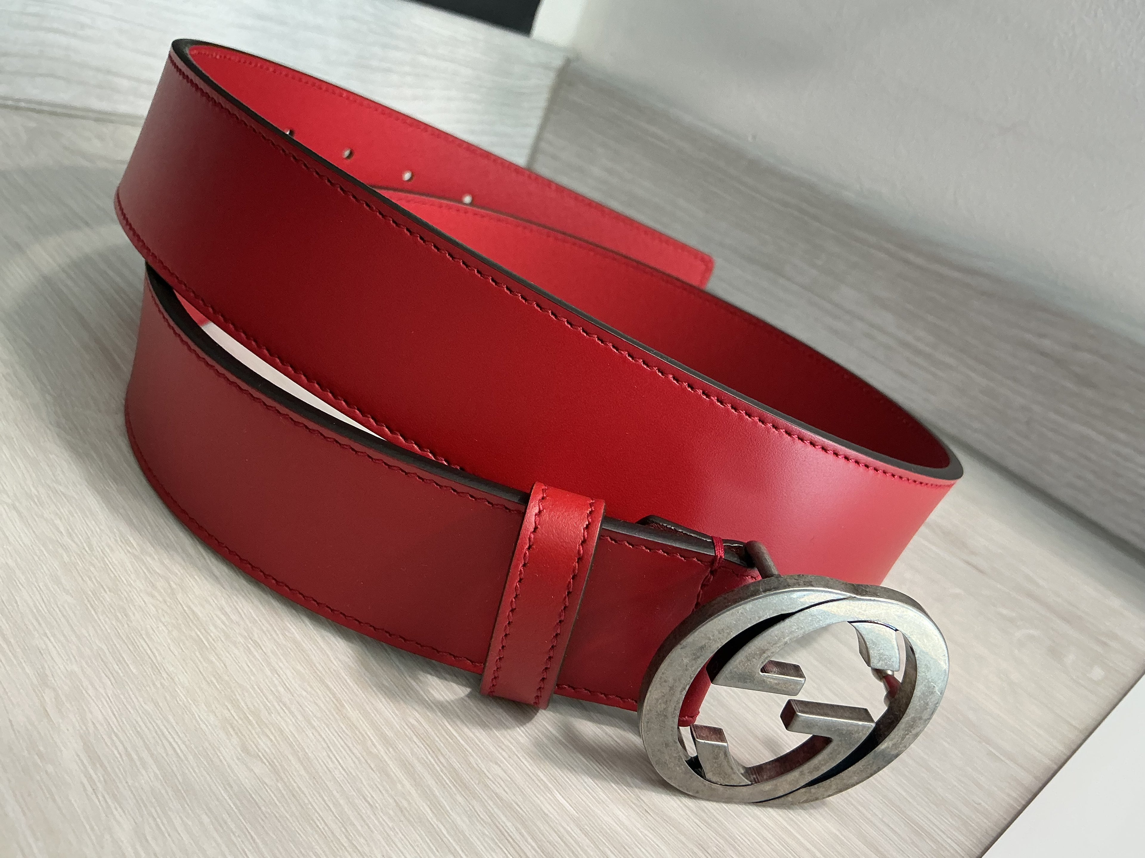 Cintura Gucci rossa in pelle
