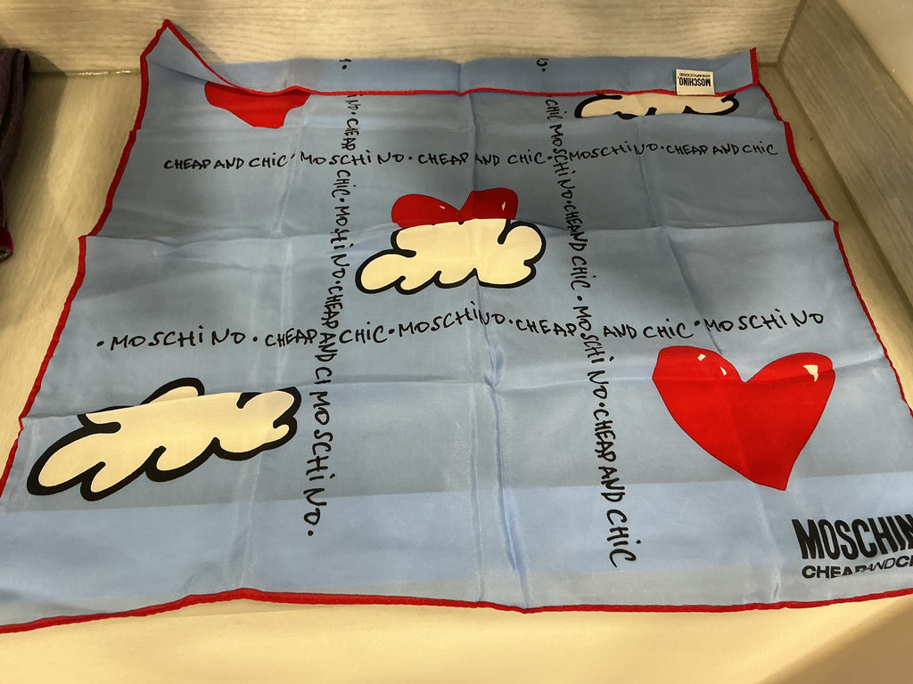 Foulard Moschino in seta [Preloved]