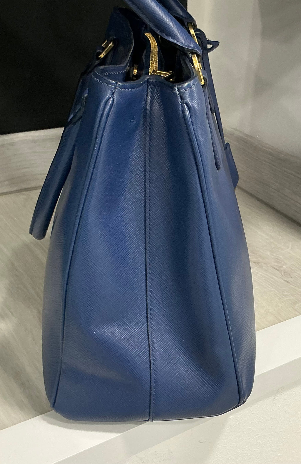 Borsa Prada Galleria in Pelle Blu con Tracolla [Preloved]