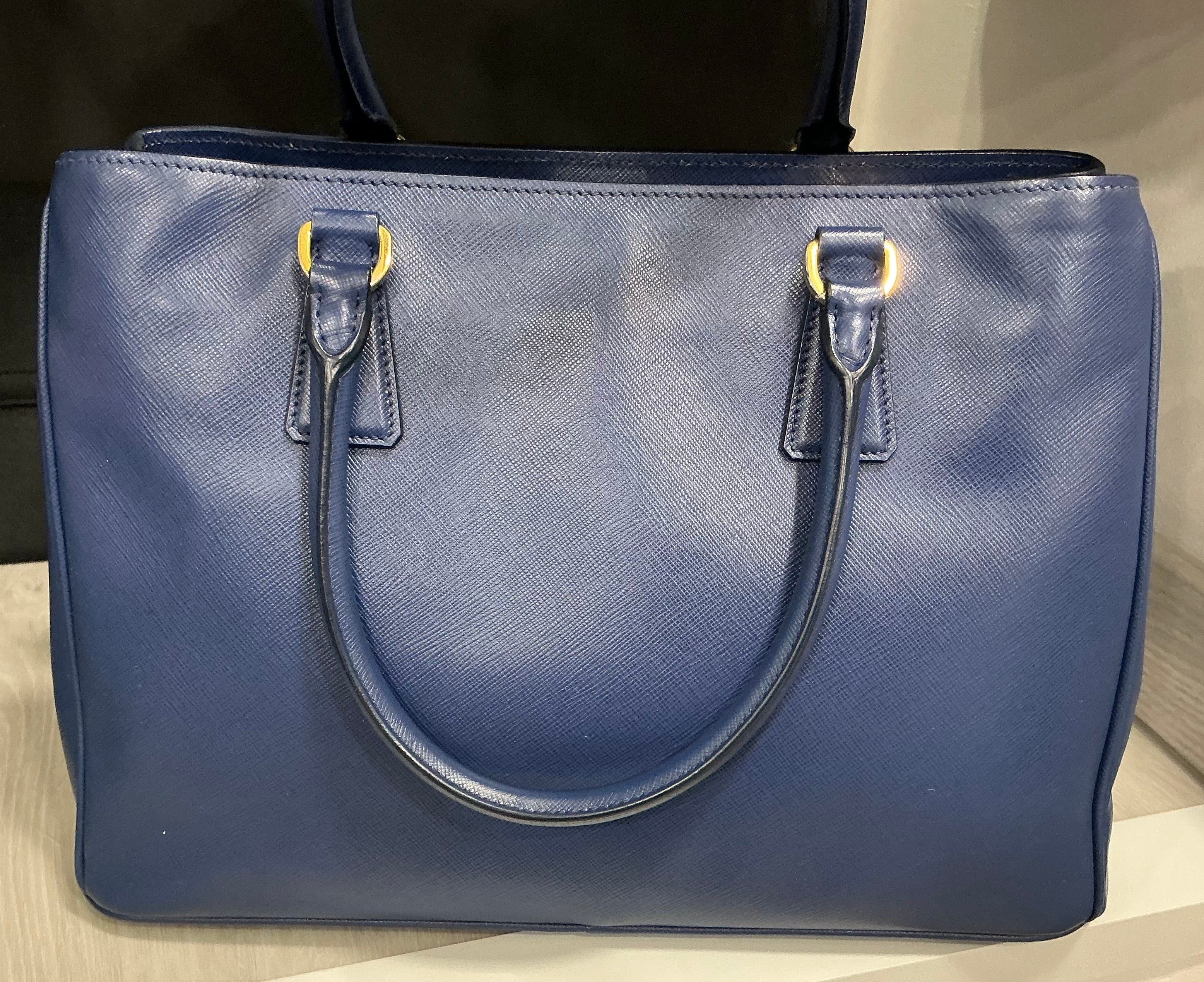 Borsa Prada Galleria in Pelle Blu con Tracolla [Preloved]