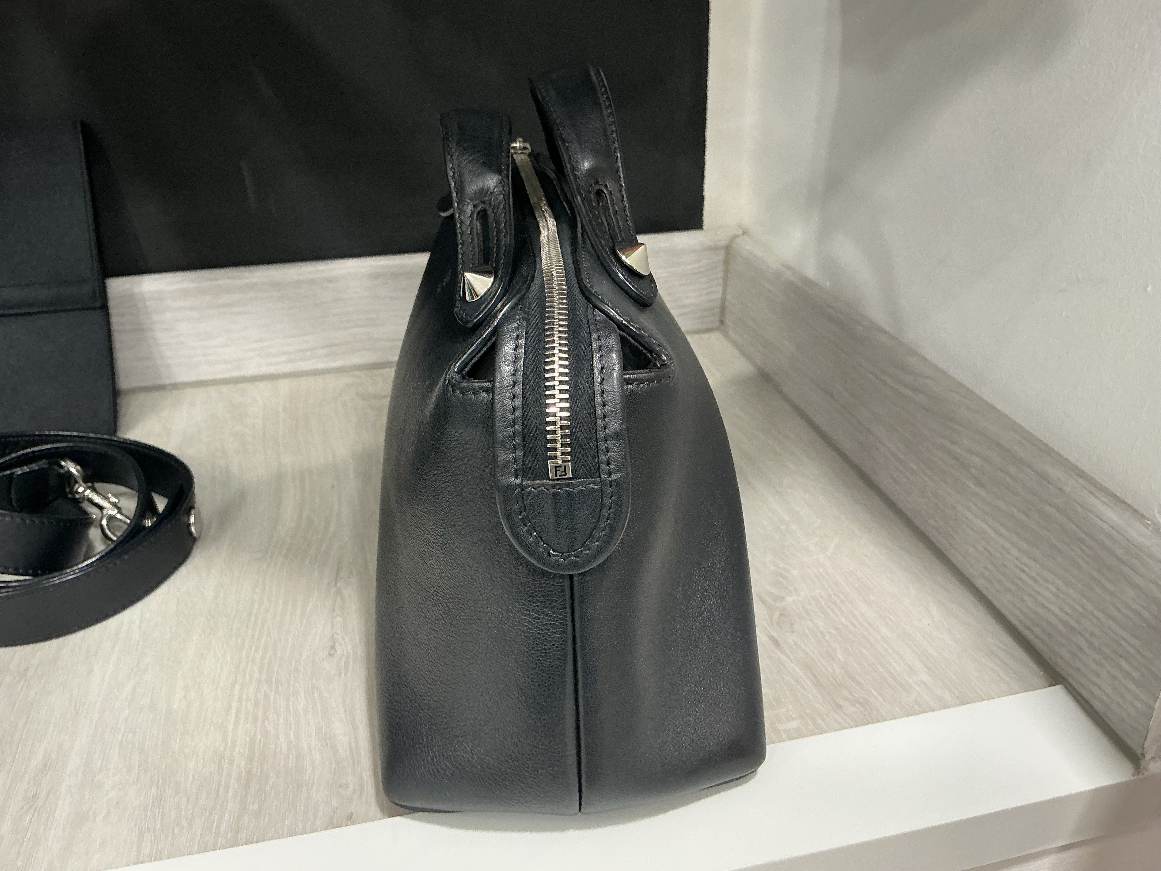 Borsa Fendi By The Way in Pelle Nera [Preloved]