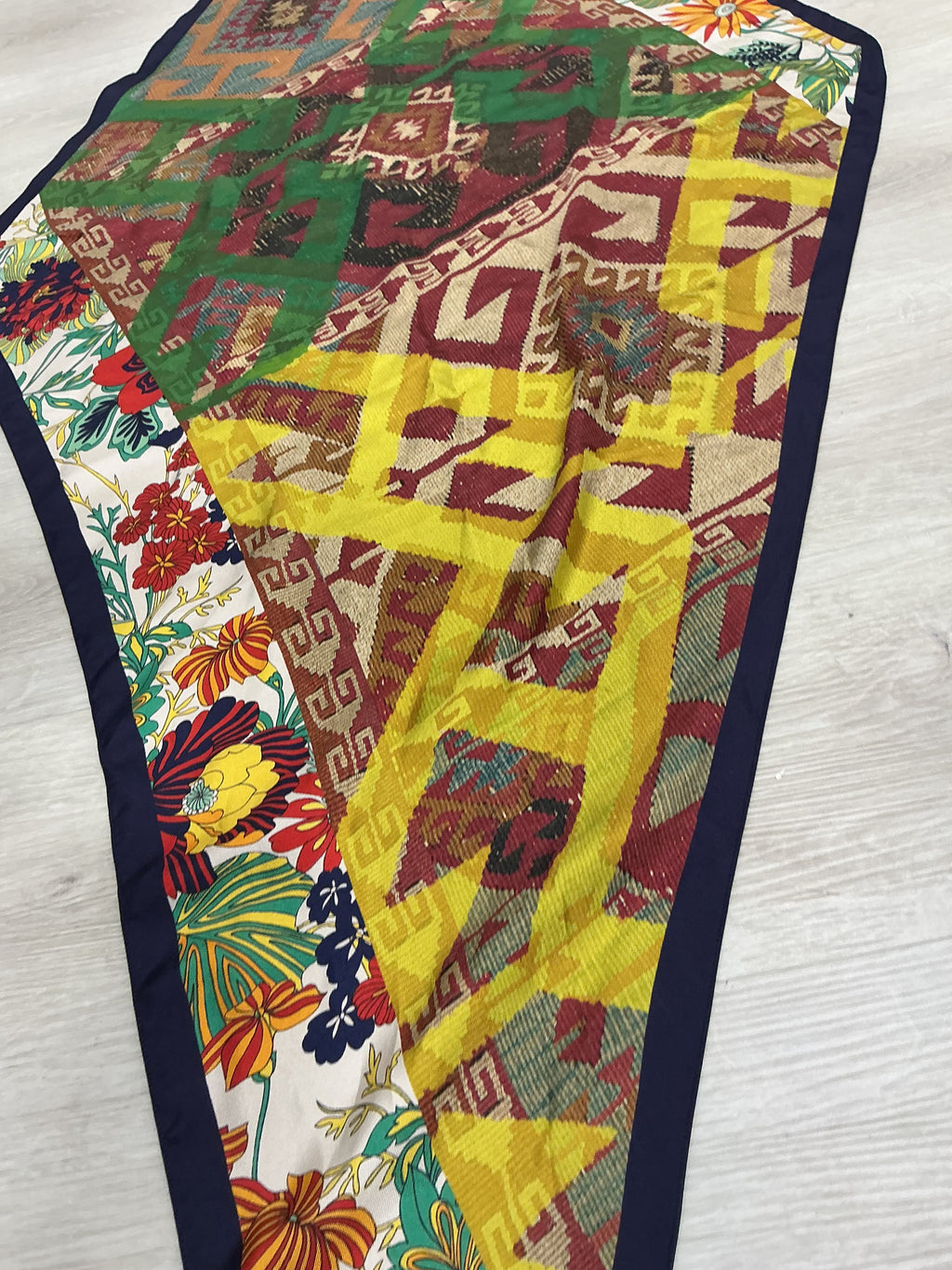 Foulard Pierre Louis Mascia in Seta