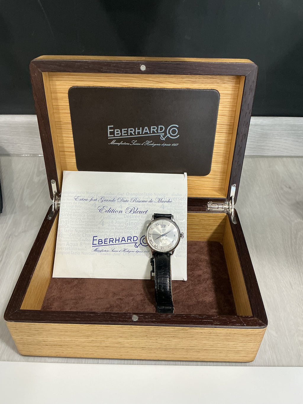 Orologio Eberhard & Co. Extra-Fort Date Réserve de Marche