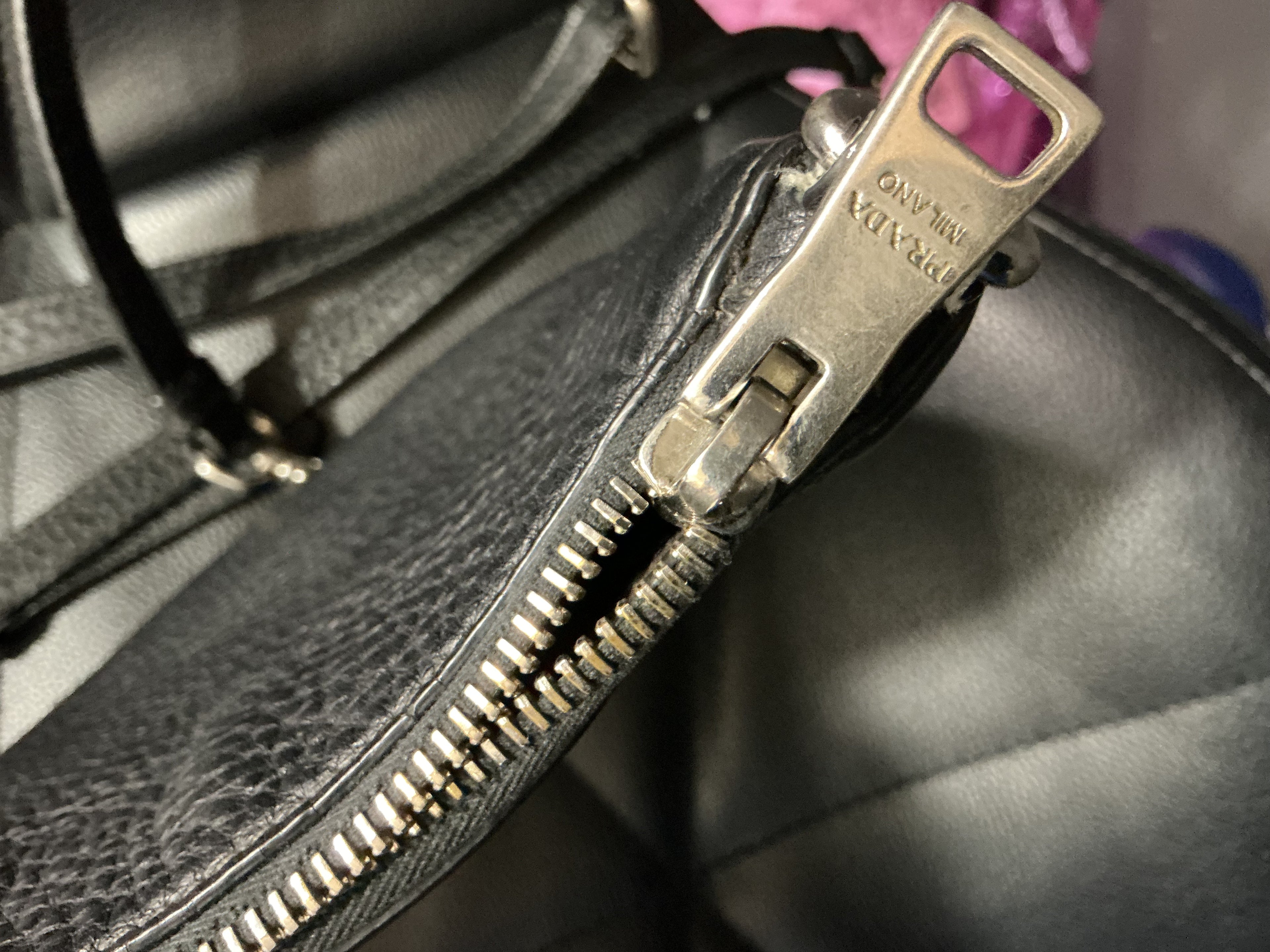 Borsa a Tracolla Prada Pelle Nera [Preloved]