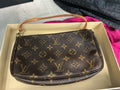 Borsa Louis Vuitton Pochette Accessoires Monogram [Preloved]