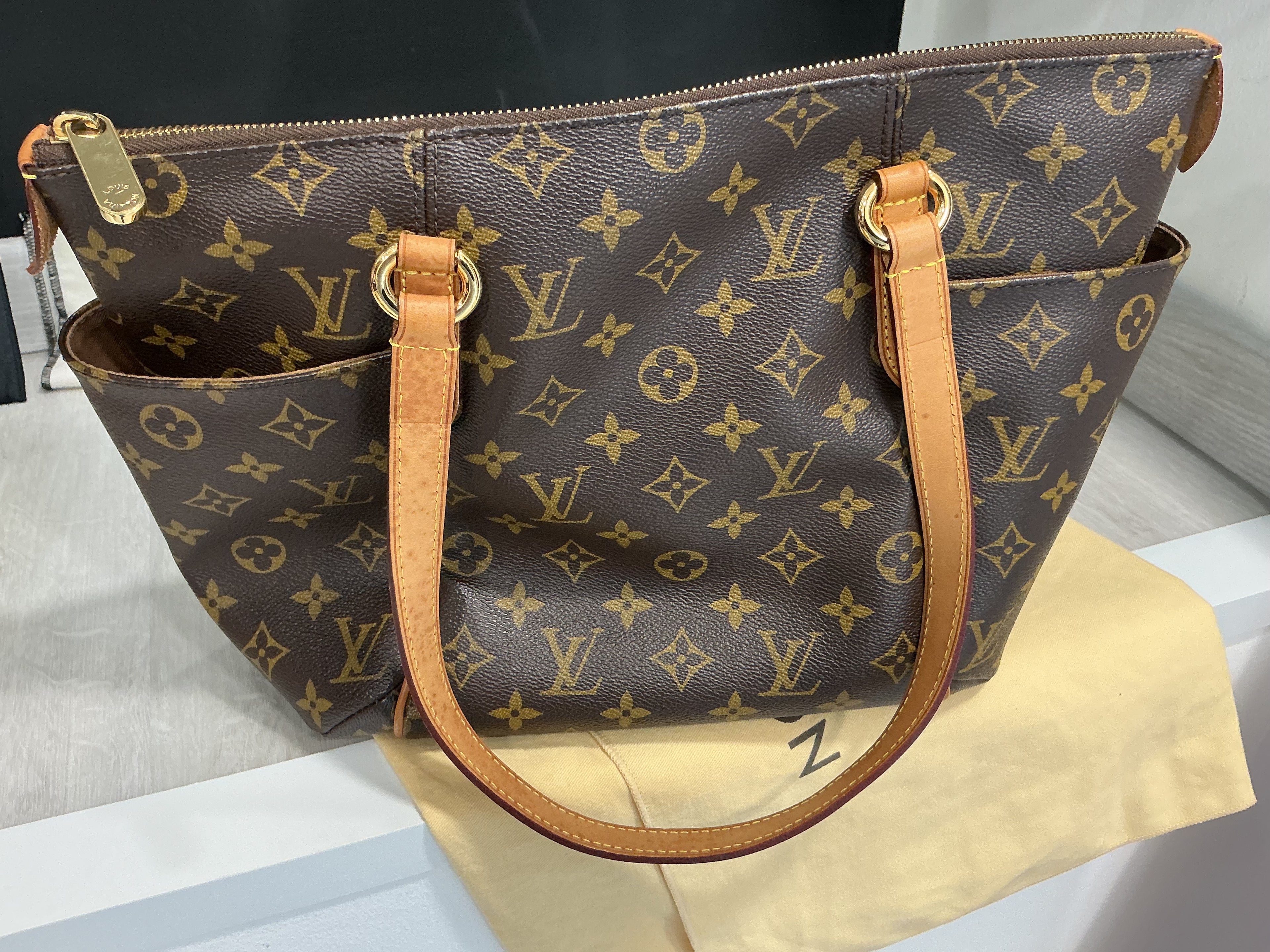 Borsa Louis Vuitton Totally PM [Preloved]
