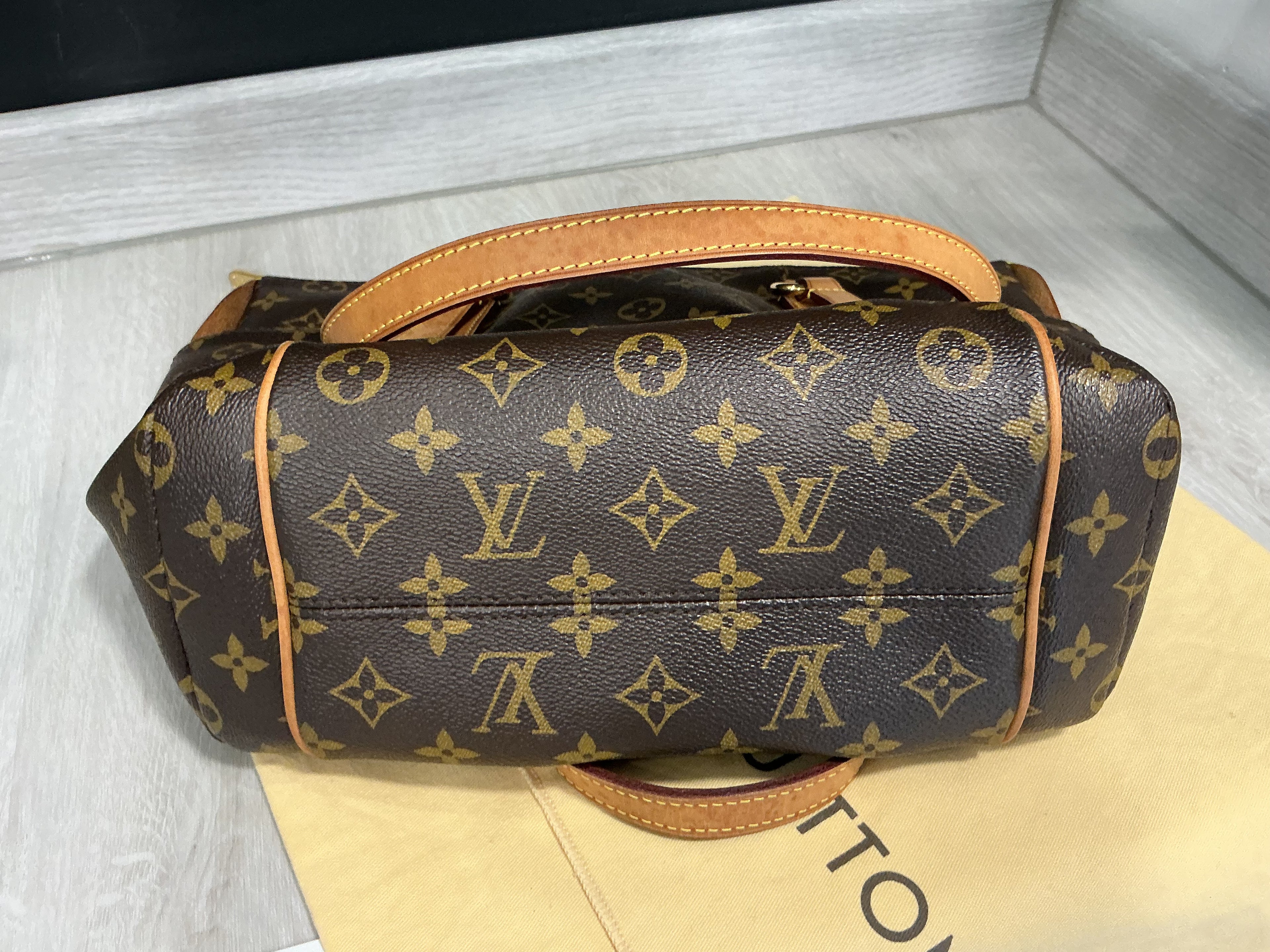 Borsa Louis Vuitton Totally PM [Preloved]