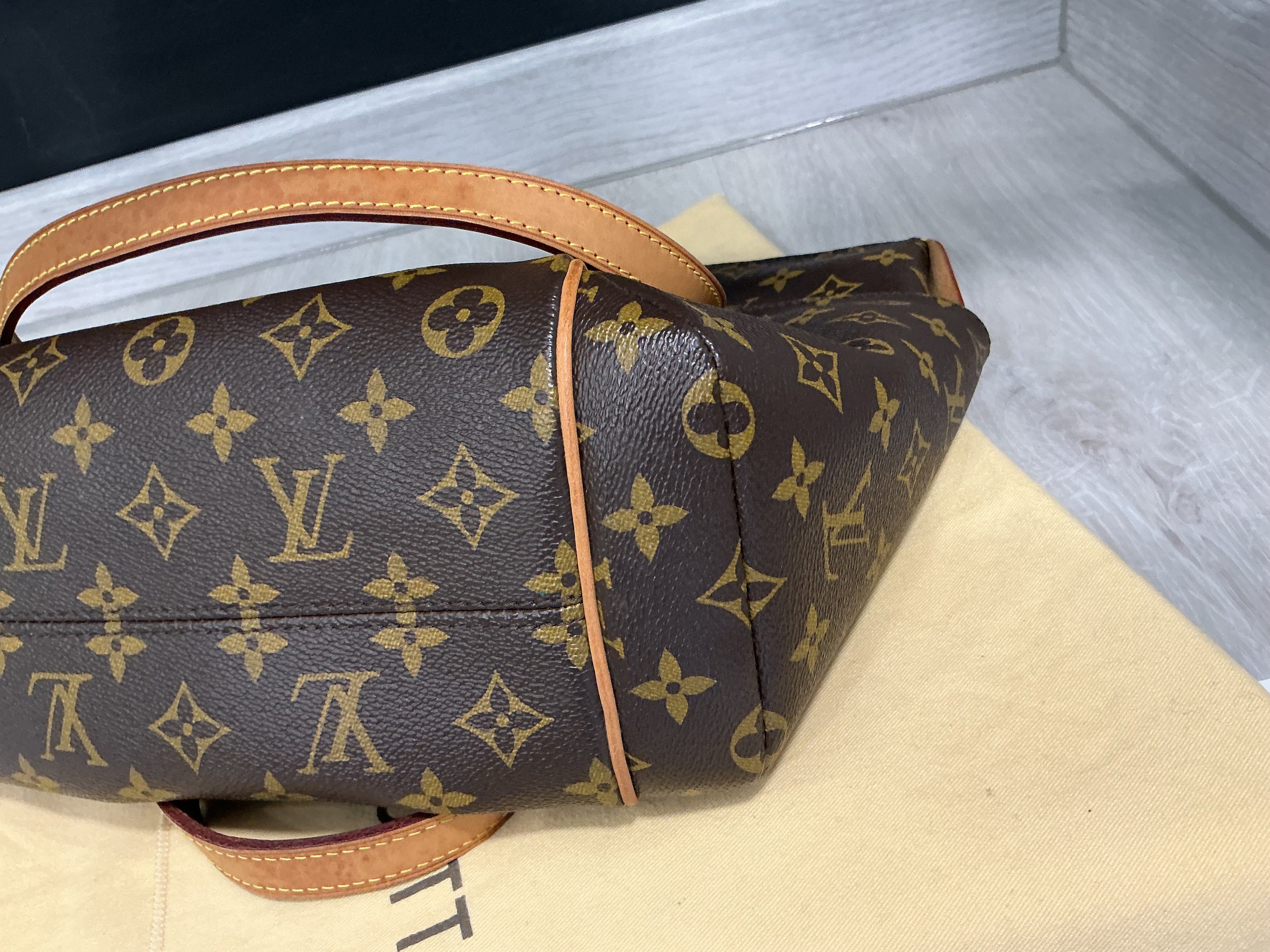 Borsa Louis Vuitton Totally PM [Preloved]