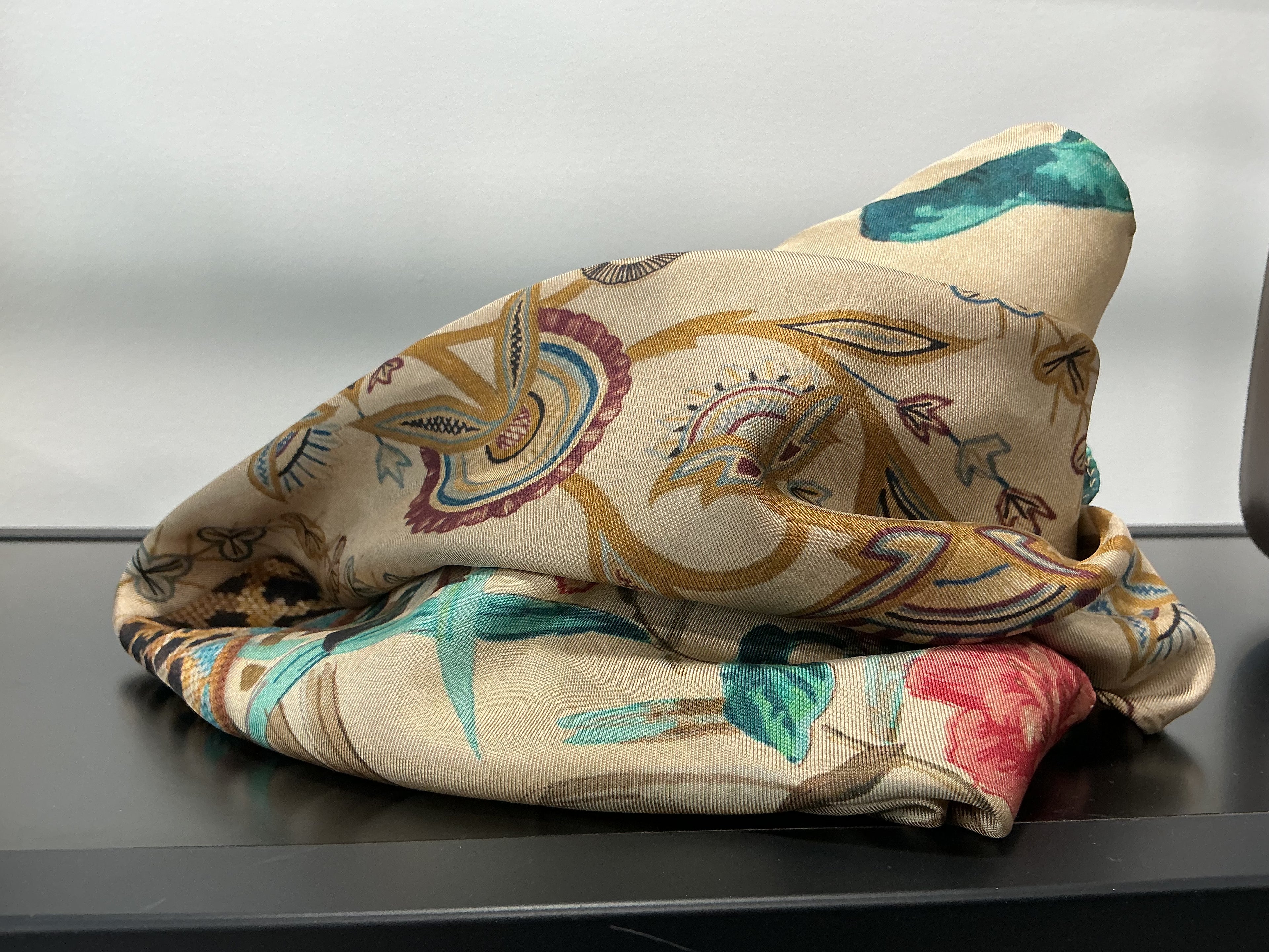 Foulard Pierre Louis Mascia in seta [Preloved]