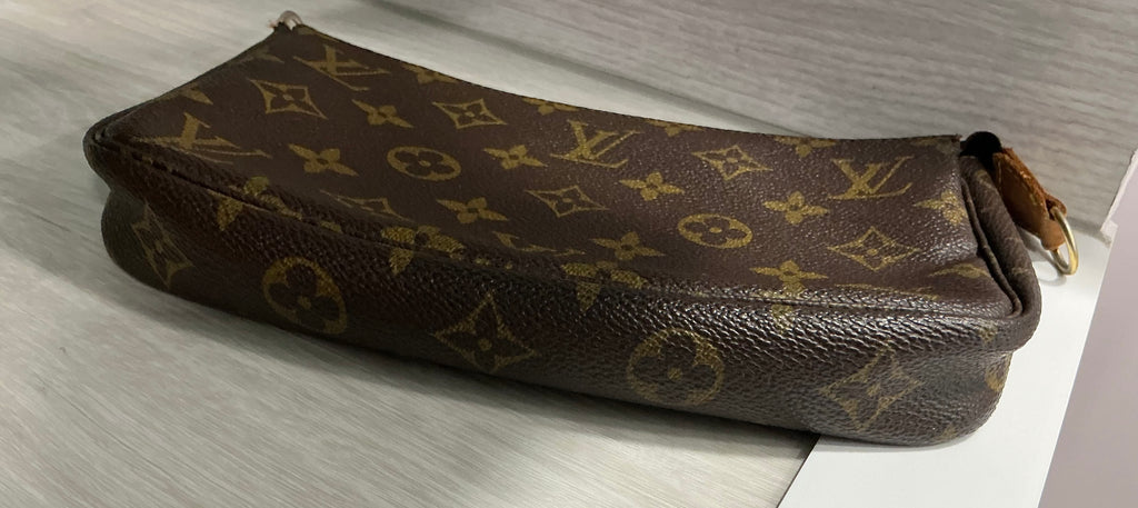 Pochette Accessoires Louis Vuitton [Preloved]