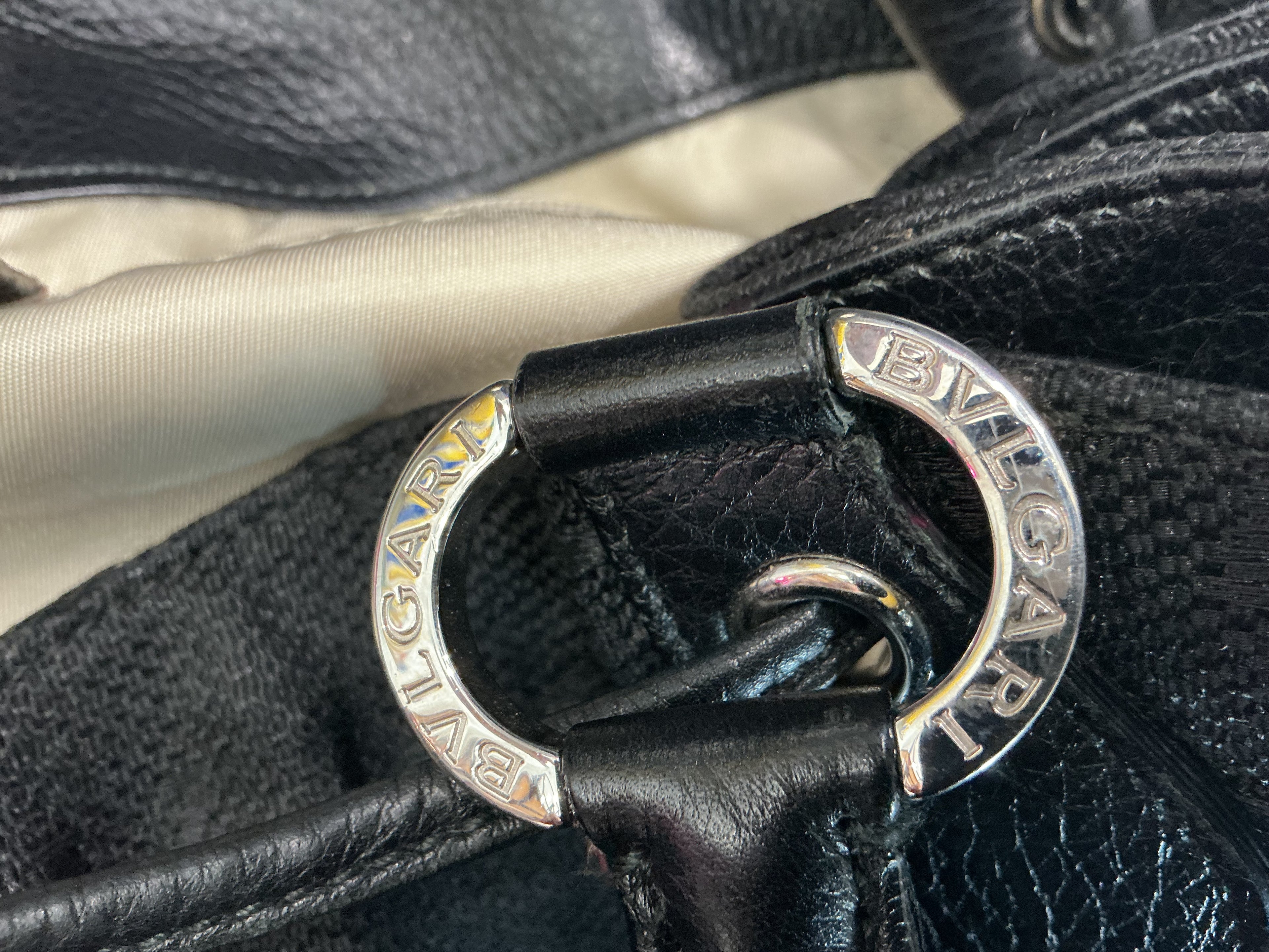 Borsa Bulgari Chandra in Tela Nera — Preloved