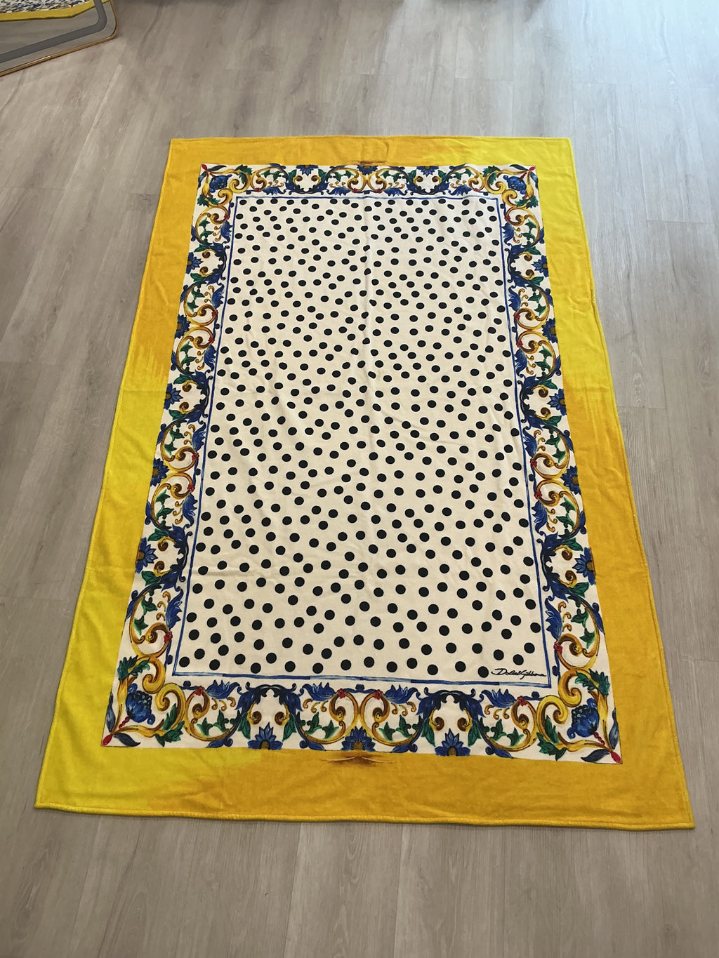 Telo Mare Maxi Dolce & Gabbana – Maioliche Siciliane