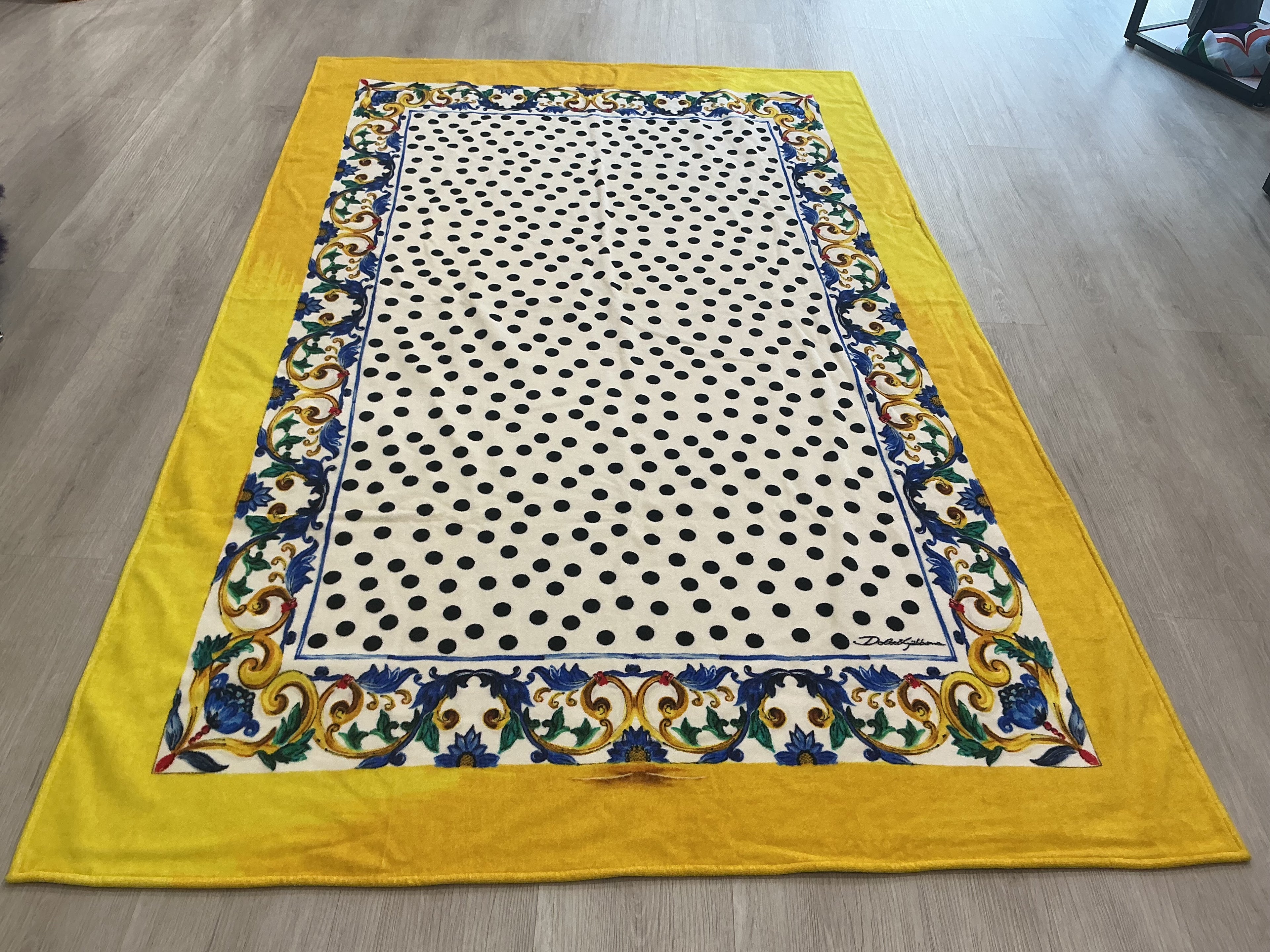 Telo Mare Maxi Dolce & Gabbana – Maioliche Siciliane