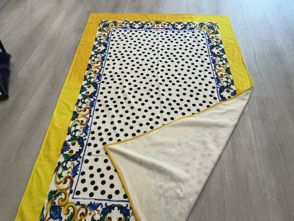 Telo Mare Maxi Dolce & Gabbana – Maioliche Siciliane