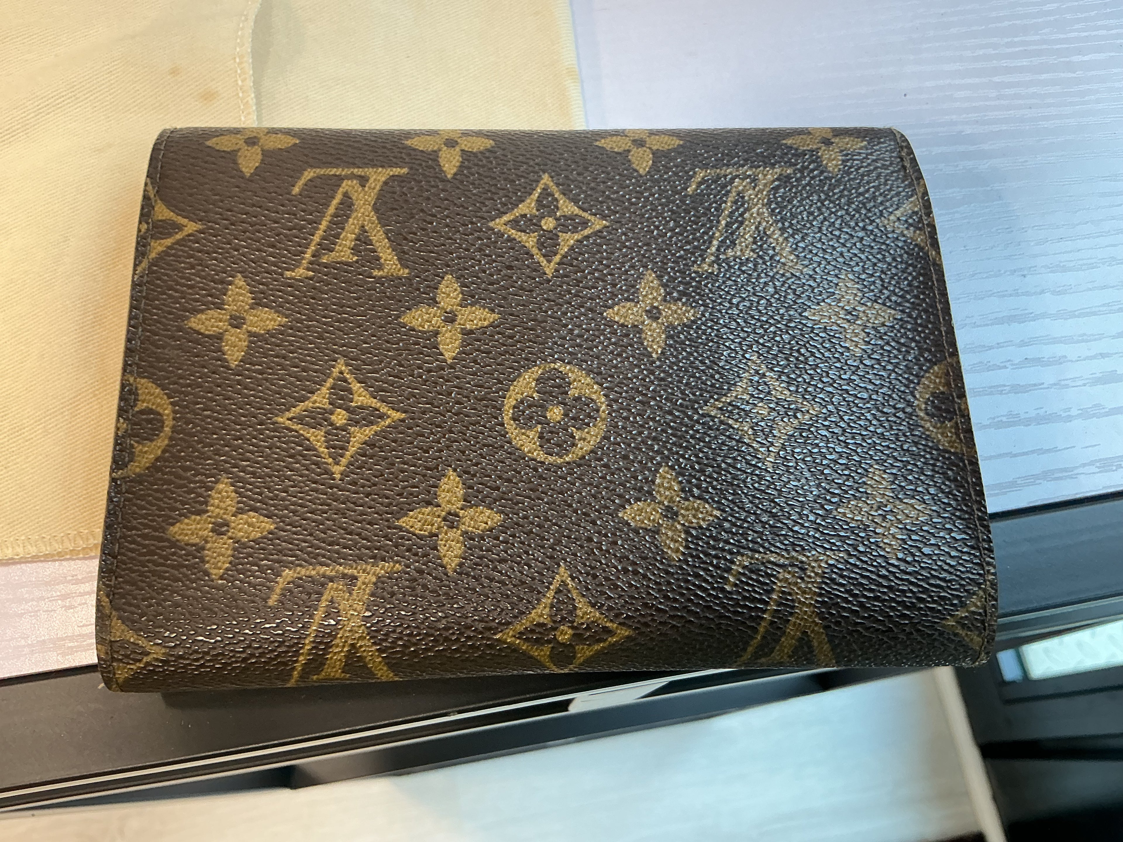 Portafoglio Louis Vuitton Alexandra Monogram [Preloved]