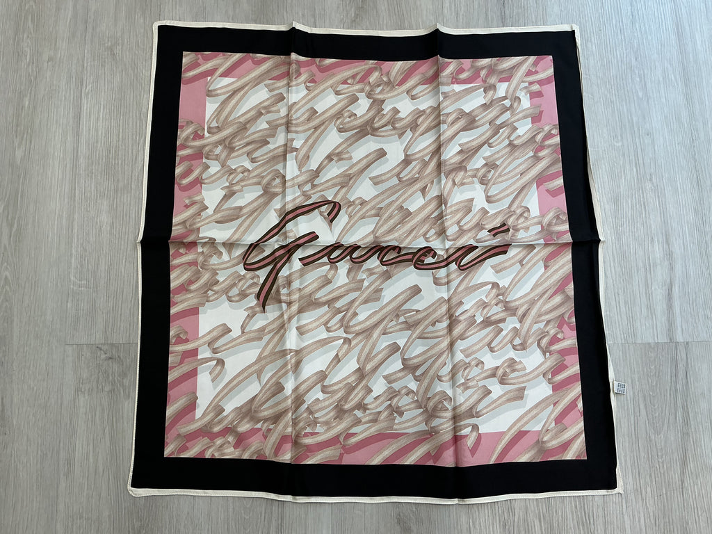 Foulard Gucci in Seta 100% – Fantasia Iconica [Preloved]