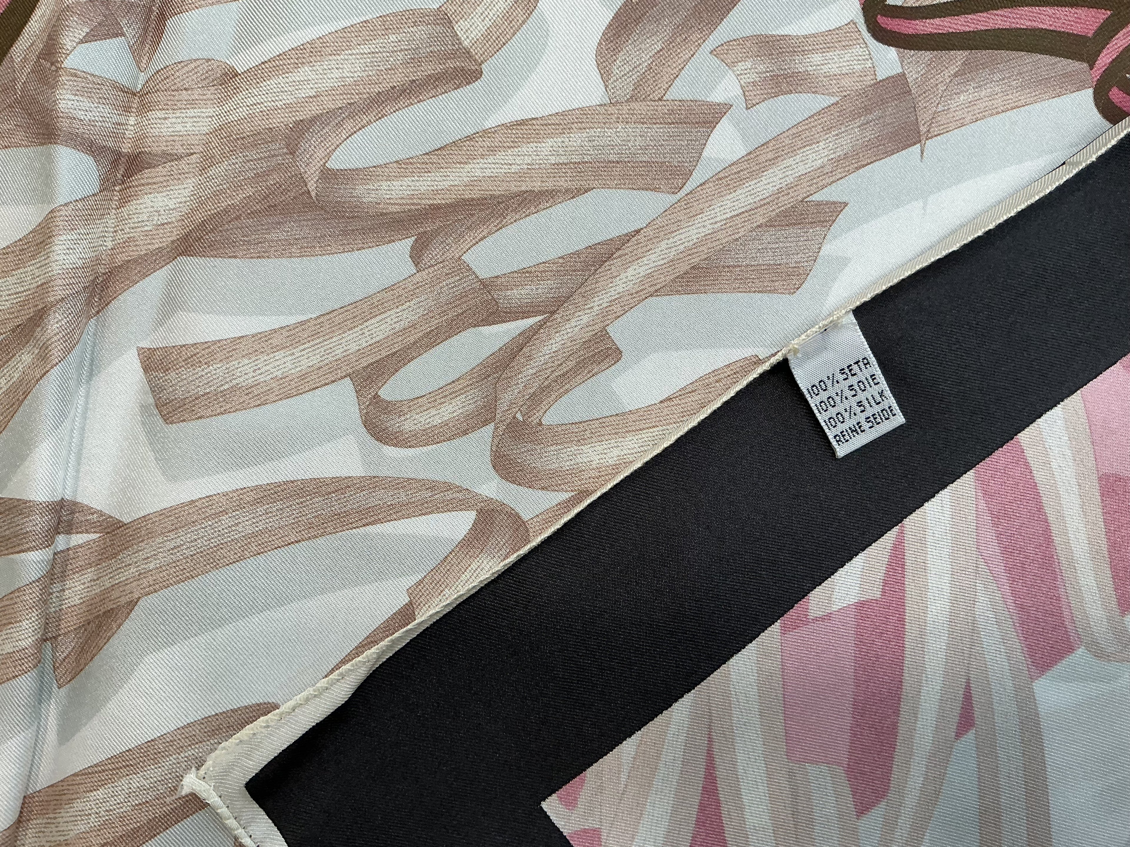 Foulard Gucci in Seta 100% – Fantasia Iconica [Preloved]