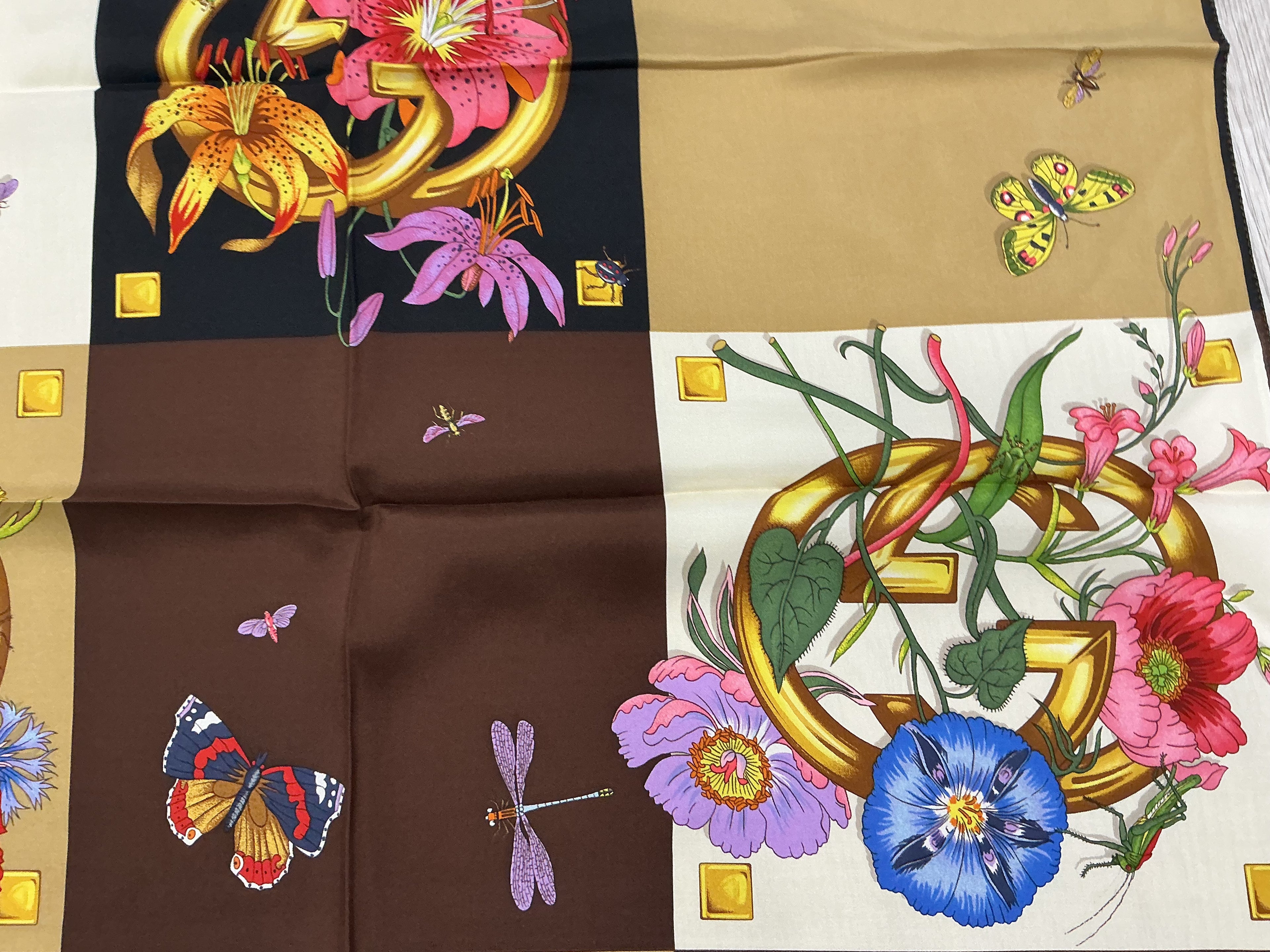 Foulard Gucci in seta [Preloved]