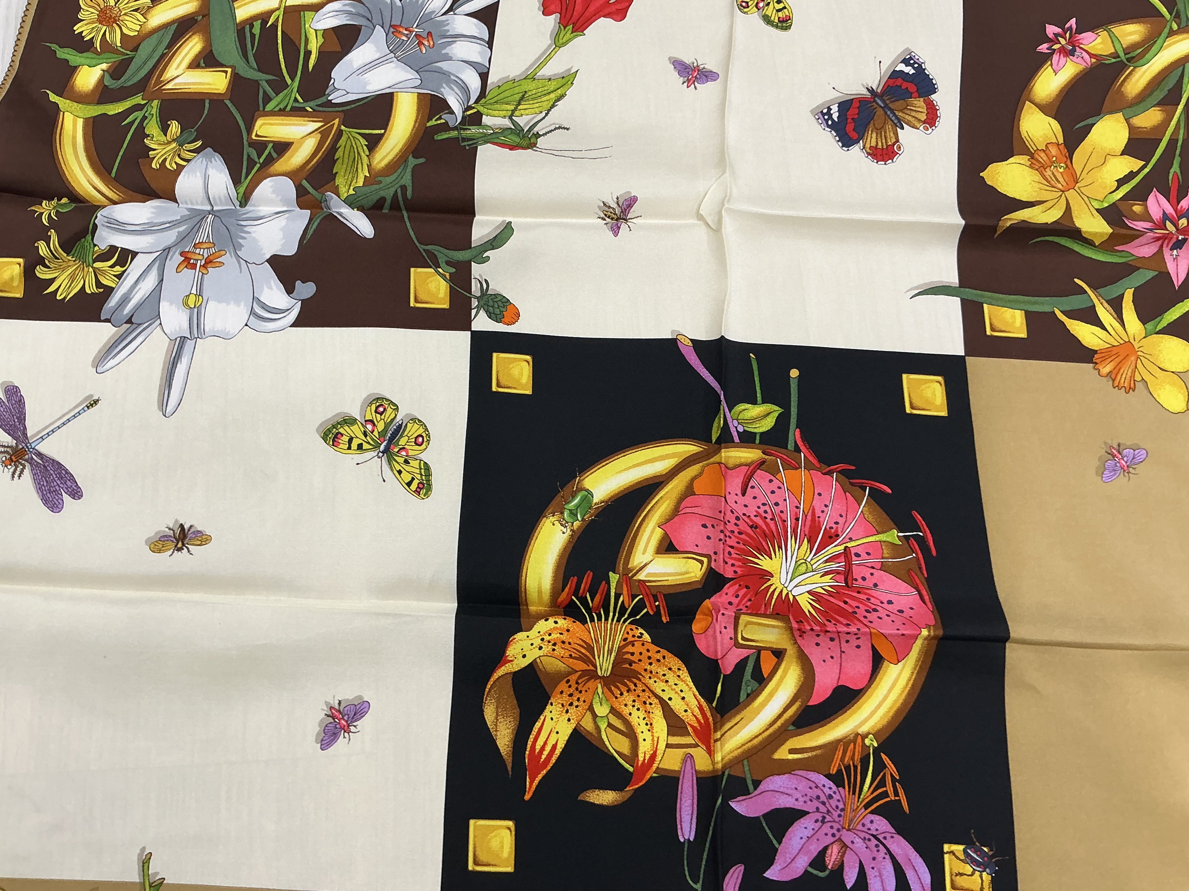 Foulard Gucci in seta [Preloved]