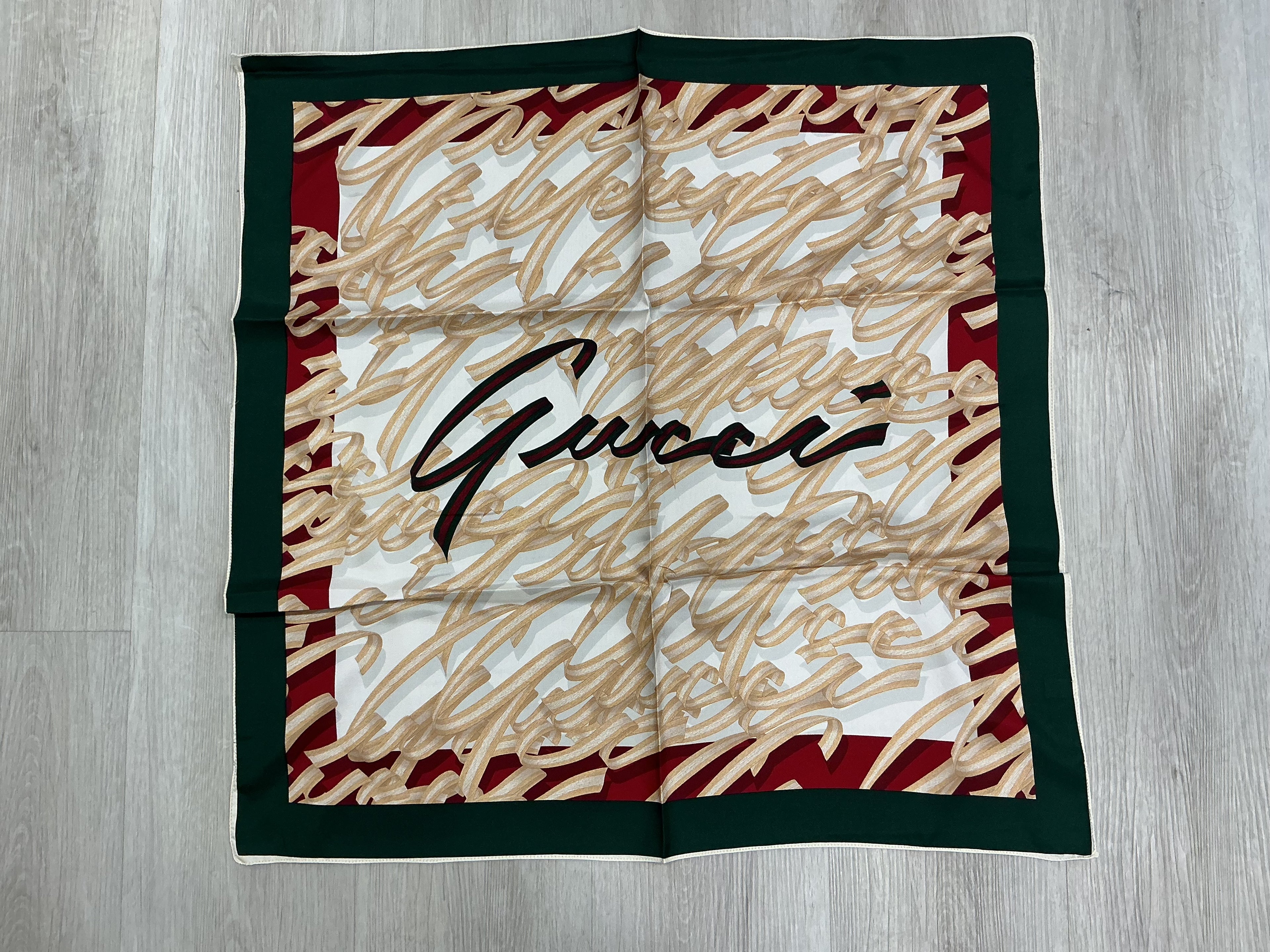 Gucci Foulard in Seta [Preloved]