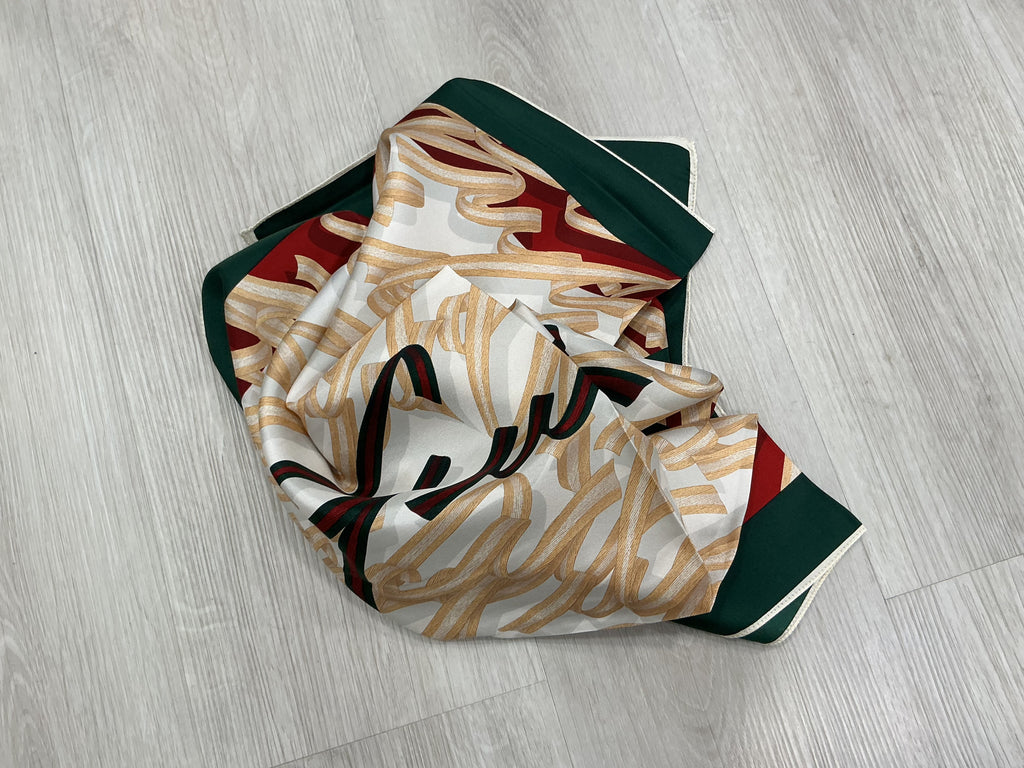 Gucci Foulard in Seta [Preloved]