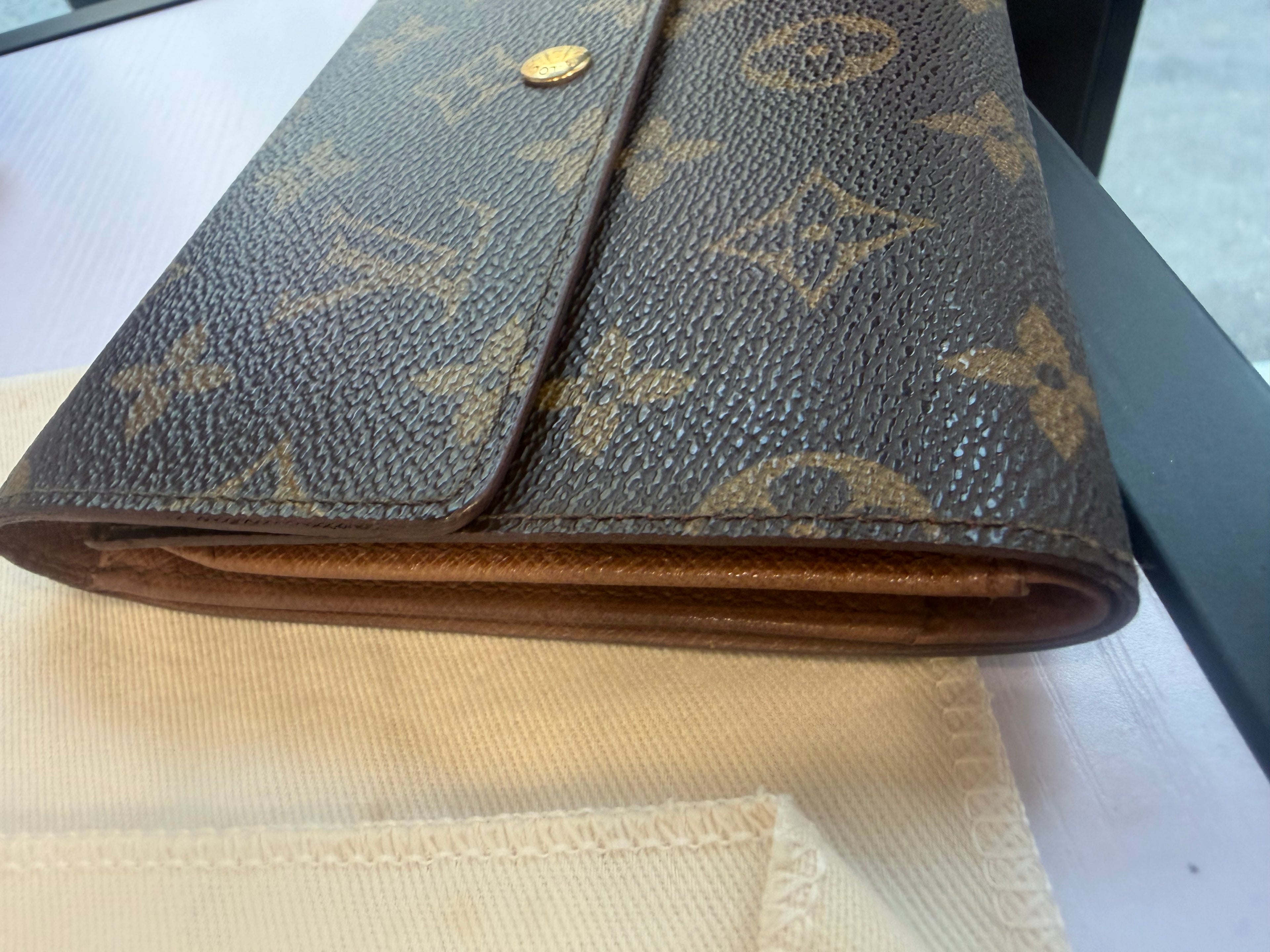 Portafoglio Louis Vuitton Alexandra Monogram [Preloved]