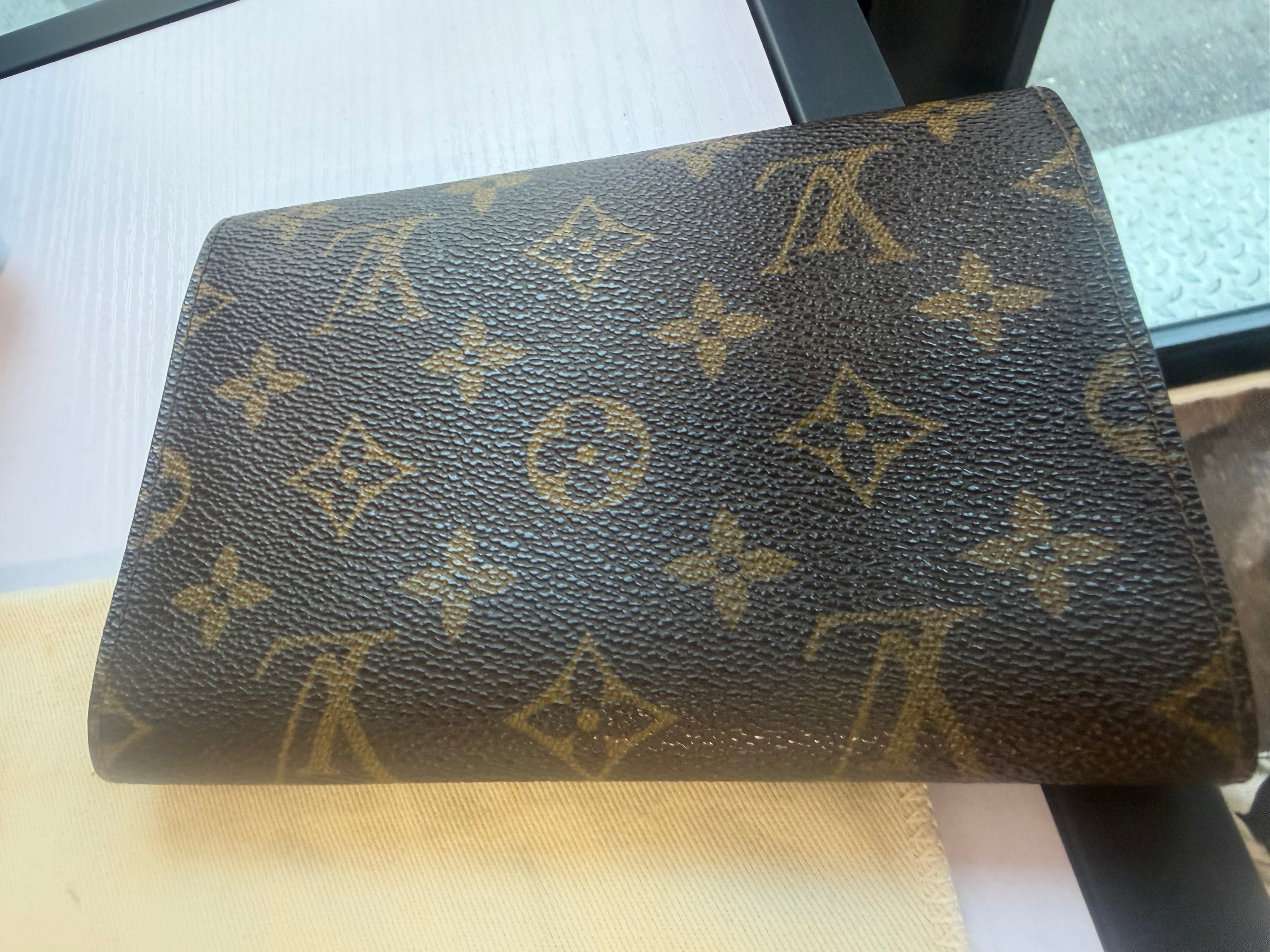 Portafoglio Louis Vuitton Alexandra Monogram [Preloved]