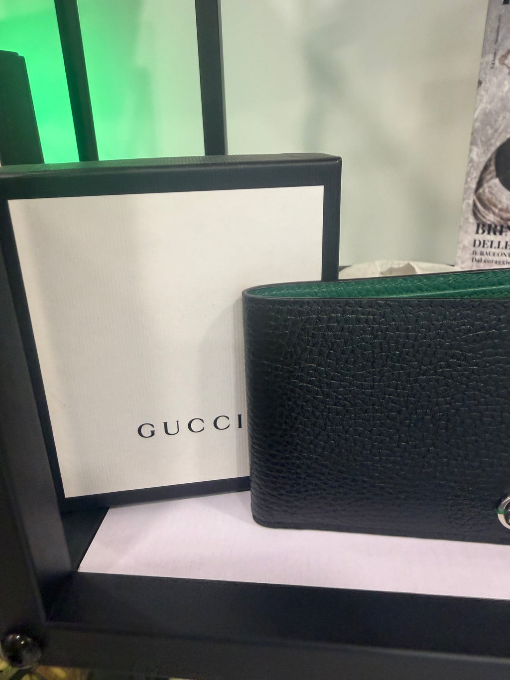 Gucci Interlocking G Portafoglio Bi-Fold – Pelle Martellata [Preloved]